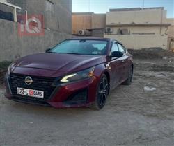 نيسان ألتيما